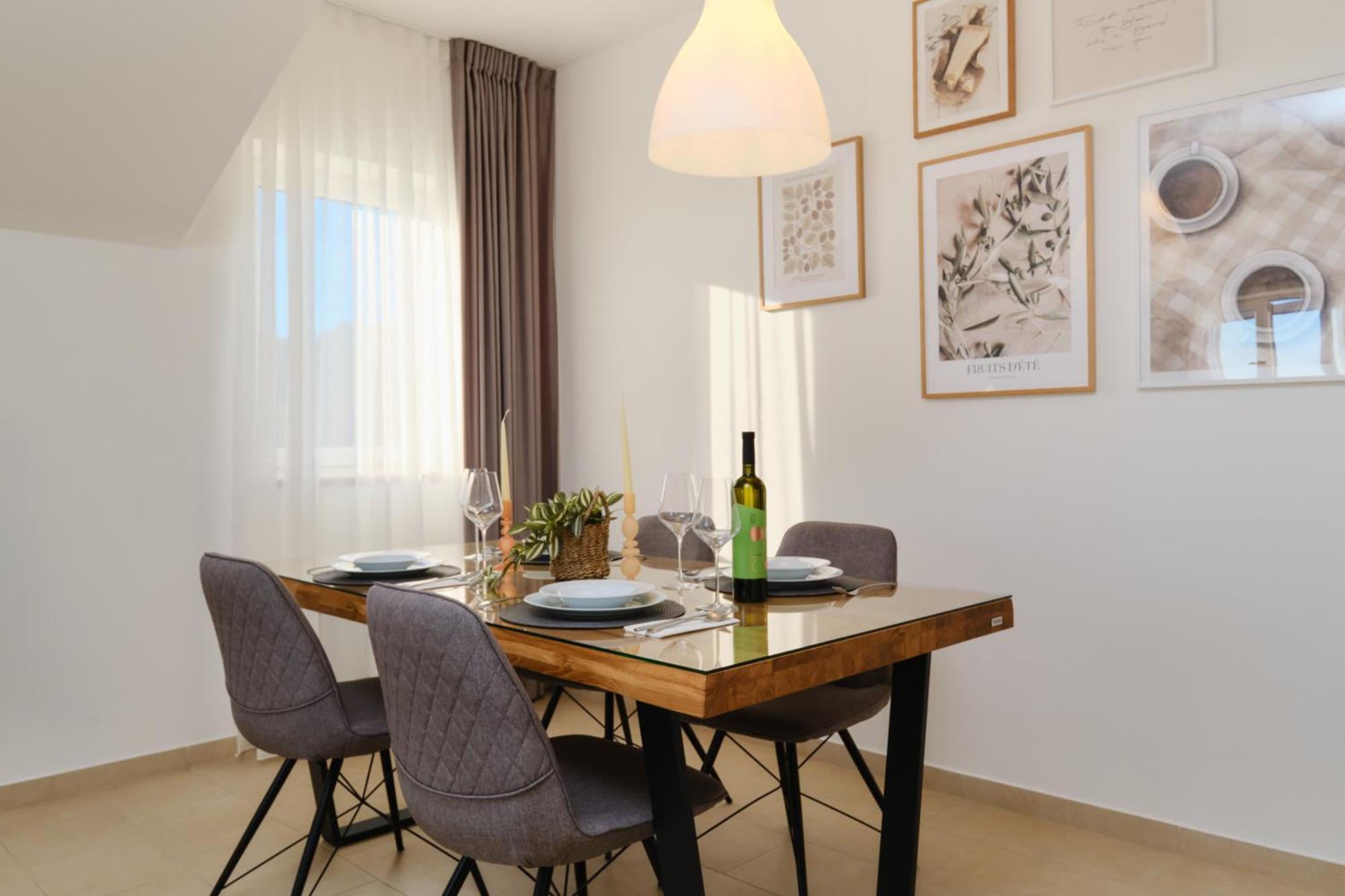 Apartments Divna มาลีโลชินจ์ ภายนอก รูปภาพ