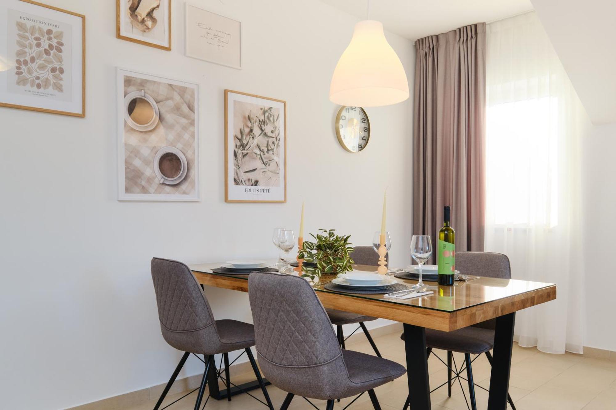 Apartments Divna มาลีโลชินจ์ ภายนอก รูปภาพ