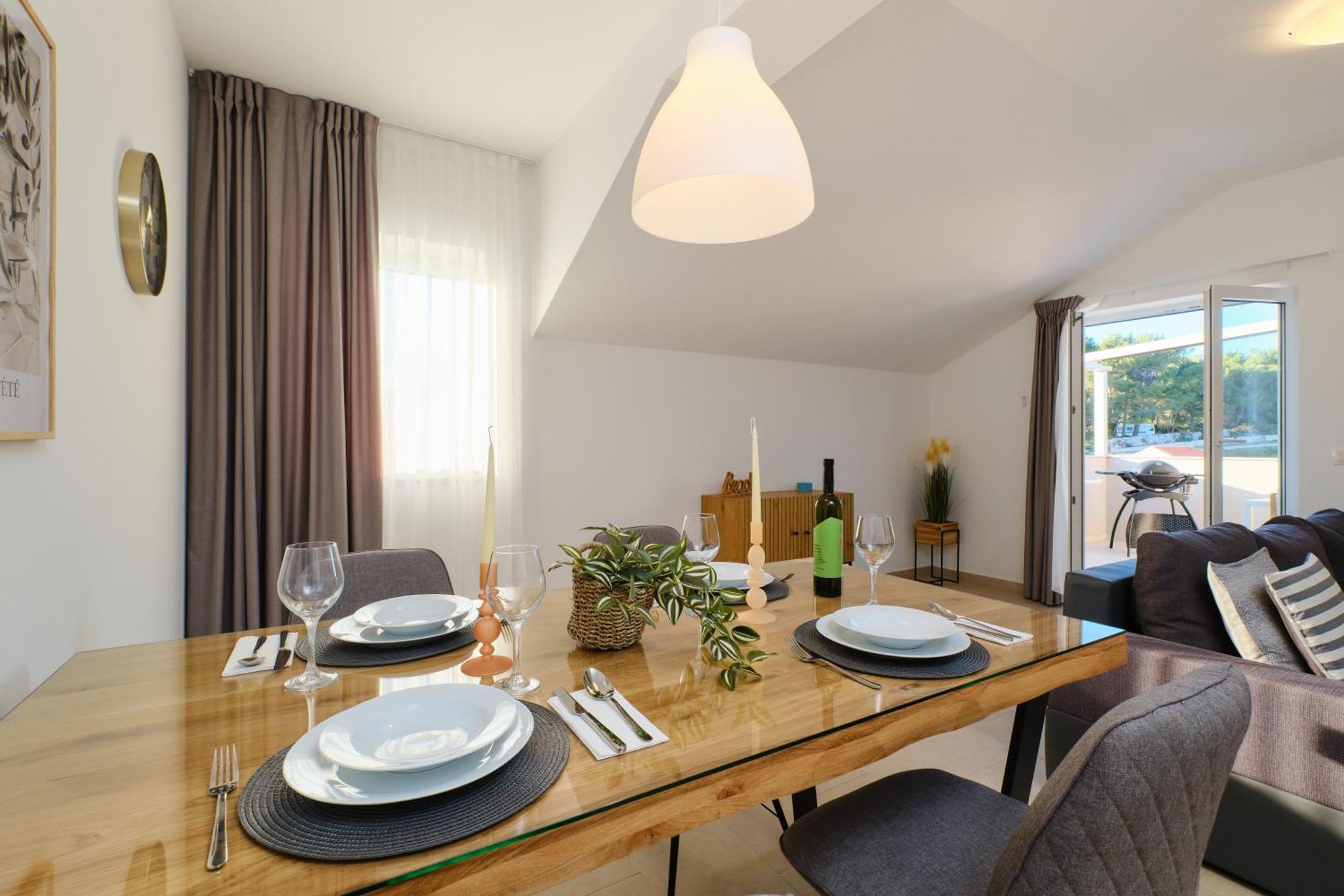 Apartments Divna มาลีโลชินจ์ ภายนอก รูปภาพ