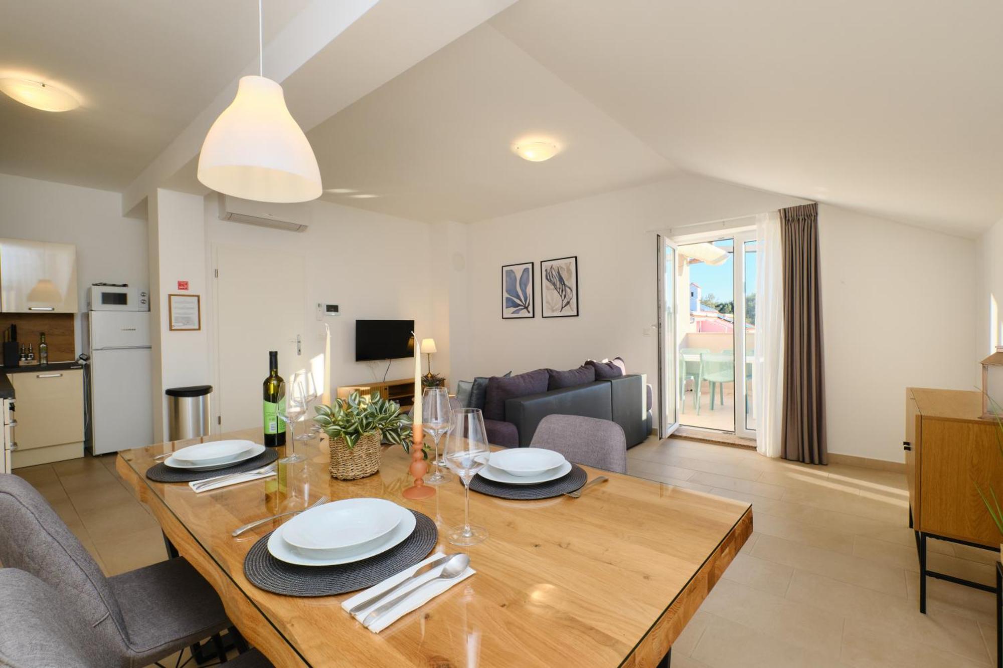 Apartments Divna มาลีโลชินจ์ ภายนอก รูปภาพ